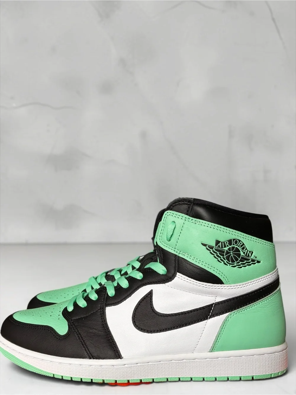 Nike Air Jordan 1 Retro High OG 